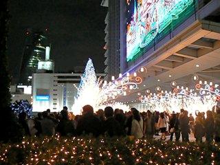 �^���[�̖ڂ̑O��